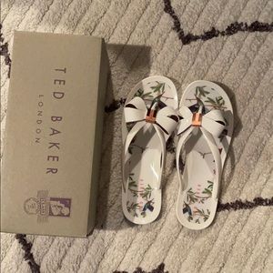 Ted Baker jelly flip flops sz 8